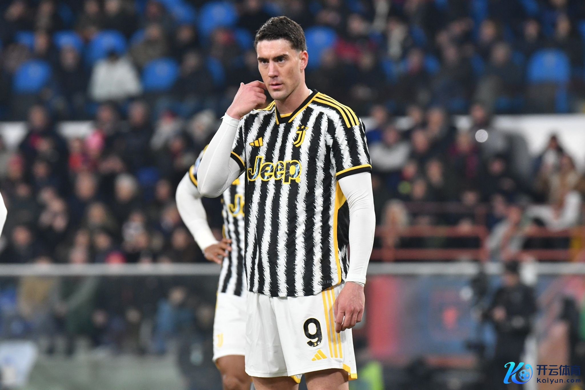 名宿：我认为佩林强于迪格雷戈里奥 DV9与莫塔之间没认知